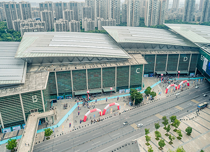 上海展會服務需要有敬業(yè)的服務精神